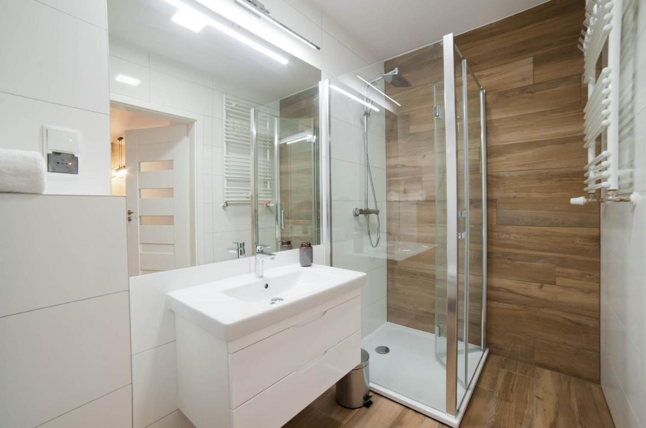 Porty B103 Nadmorskie Tarasy Pool Sauna Parking Appartement Kołobrzeg Buitenkant foto